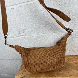 HOBO Woven Leather Shoulder Bag Tan Brown Crossbody Adjustable Strap